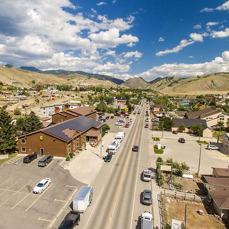Super 8 By Wyndham Gardiner/Yellowstone Park Area Экстерьер фото