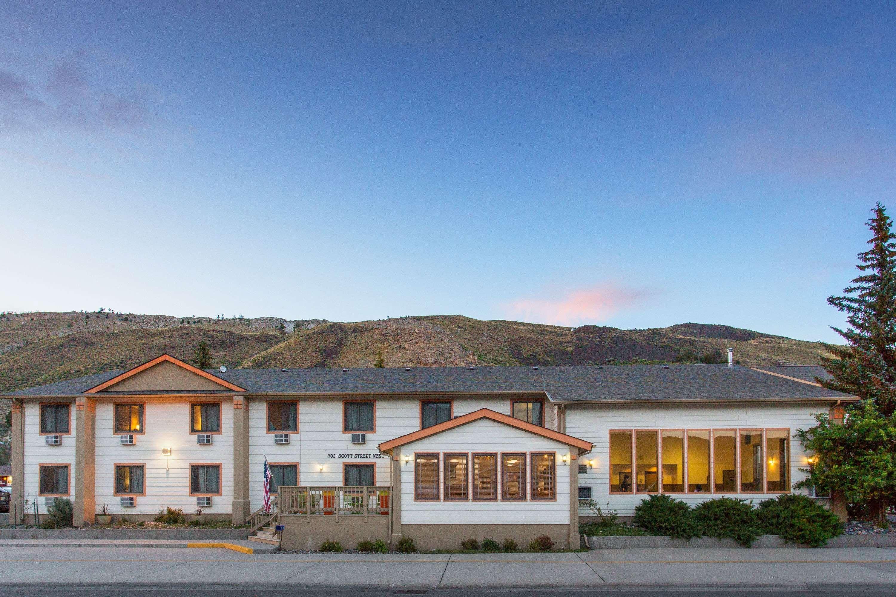 Super 8 By Wyndham Gardiner/Yellowstone Park Area Экстерьер фото