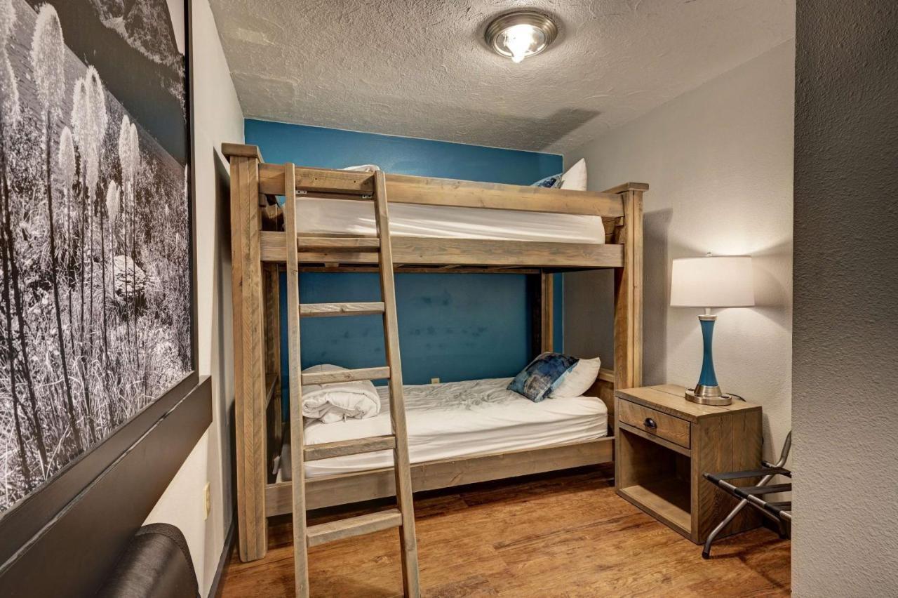 Super 8 By Wyndham Gardiner/Yellowstone Park Area Экстерьер фото