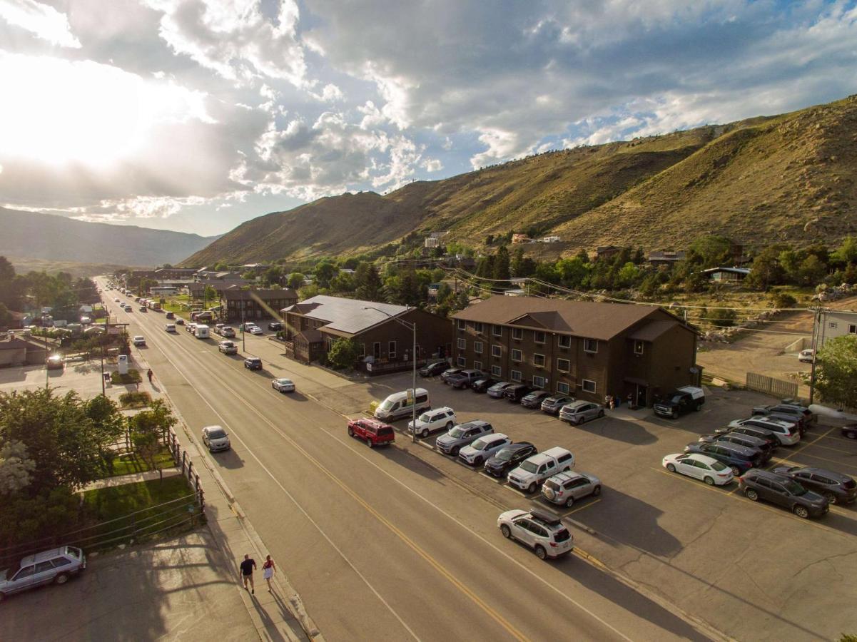 Super 8 By Wyndham Gardiner/Yellowstone Park Area Экстерьер фото